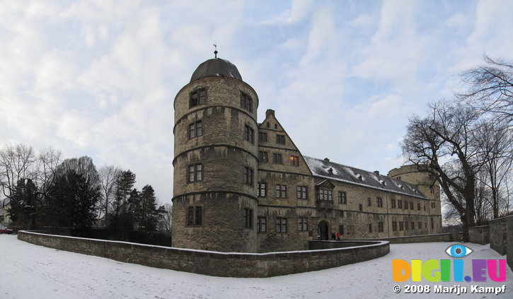 SX02029-02033 Wewelsburg Castle in snow